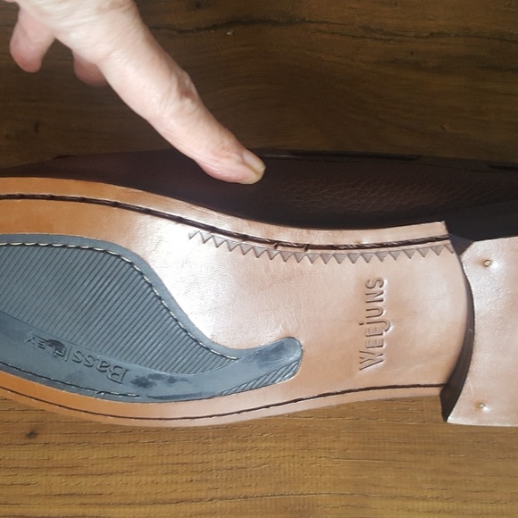 Bass Weejuns Stratton kilt tassel sz 11 M Brown. NEW in box - Picture 6 of 8